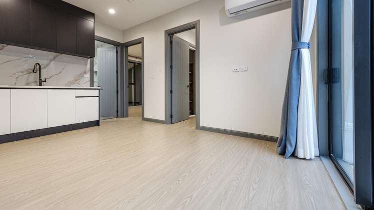 14 Greenstead Close Flat Bush_23
