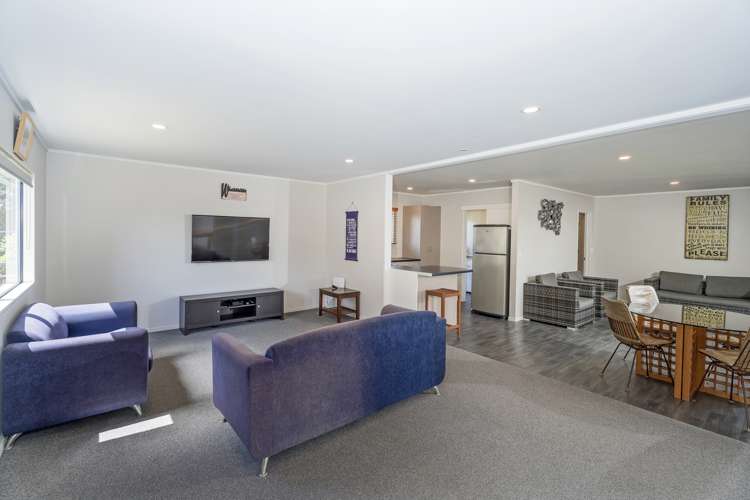 104 Sands Crescent Matarangi_7