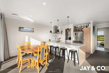 51 Jack Lachlan Drive_4