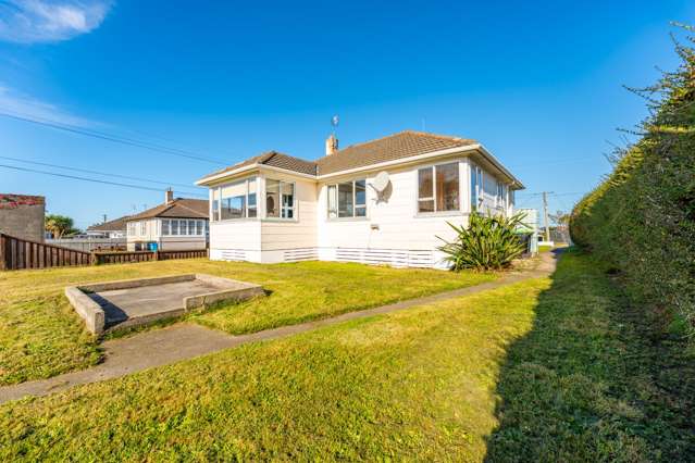 2Brm + Sunroom - early possession!