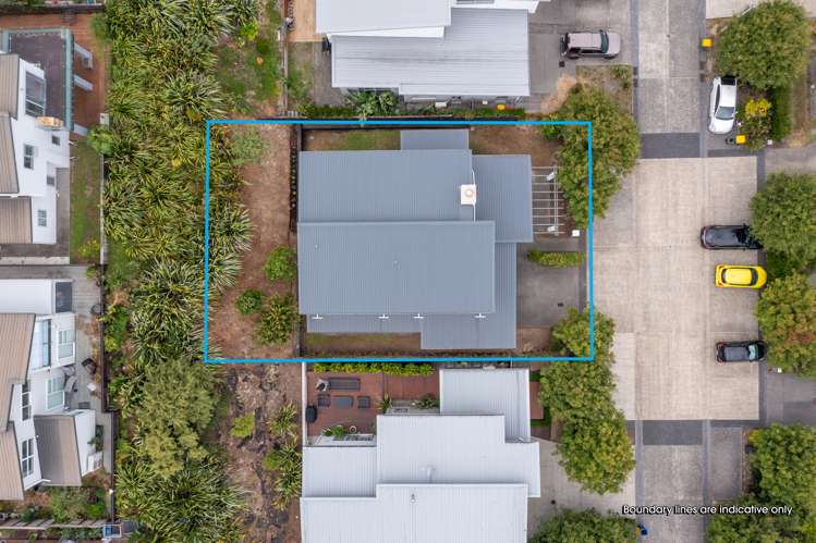 8 Tuatini Place Long Bay_43