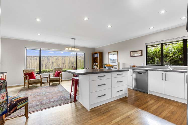 29 Johnstone Drive Fitzherbert_3