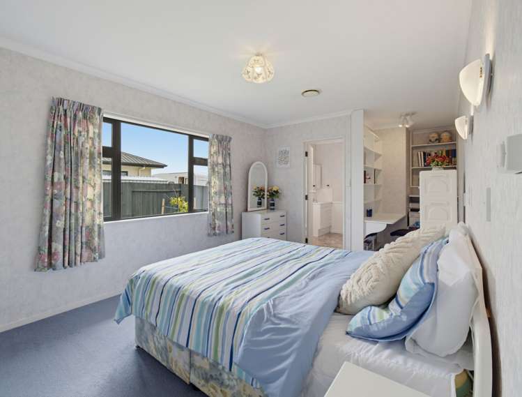 67 and 67A Rhodes Drive Kelvin Grove_15