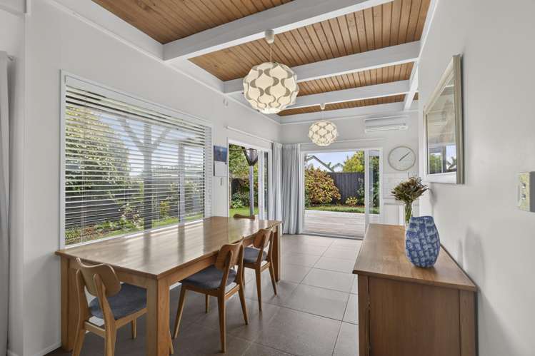 87 Dorset Avenue Lynmouth_10