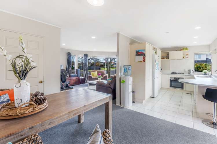 1/62 Alicia Road Somerville_3