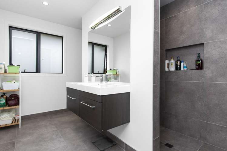 37 Mike Smith Drive Cambridge_12