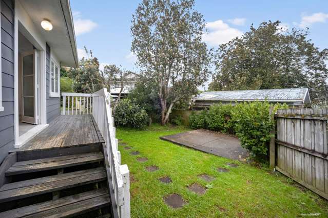 25A Hewlett Road Massey_2