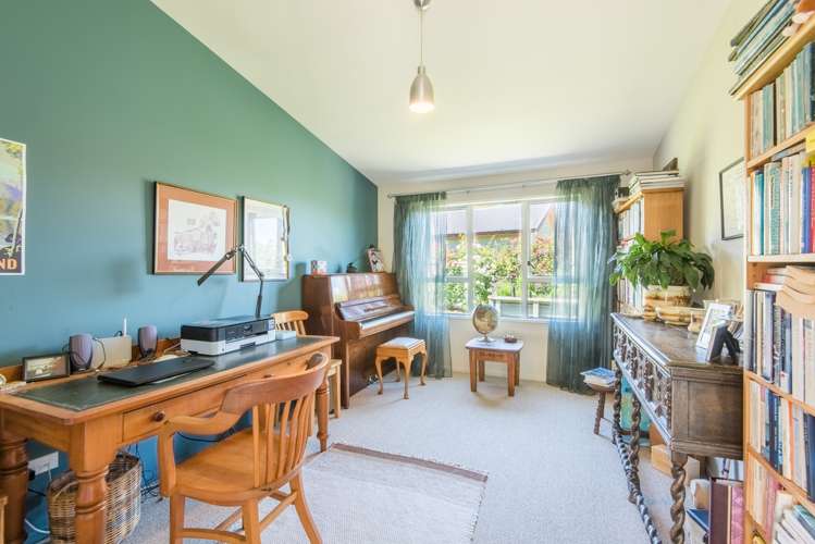 3 Drake Place Lake Hawea_13