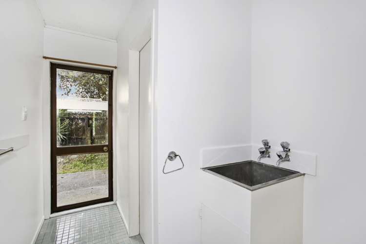 3/11 Halsey Road Manurewa_15