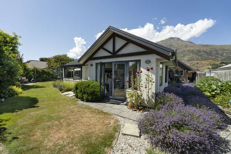 59 Howards Drive Dalefield/Wakatipu Basin_13