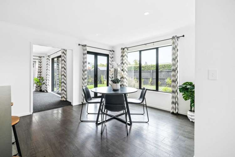 2 Blunden Road Lincoln_13