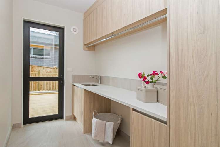 16 Ascension Crescent Orewa_13