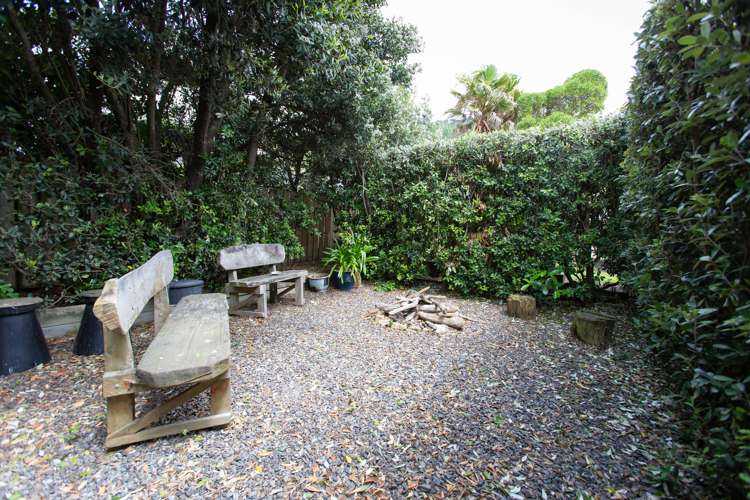 61 Akitio Esplanade Pongaroa_23