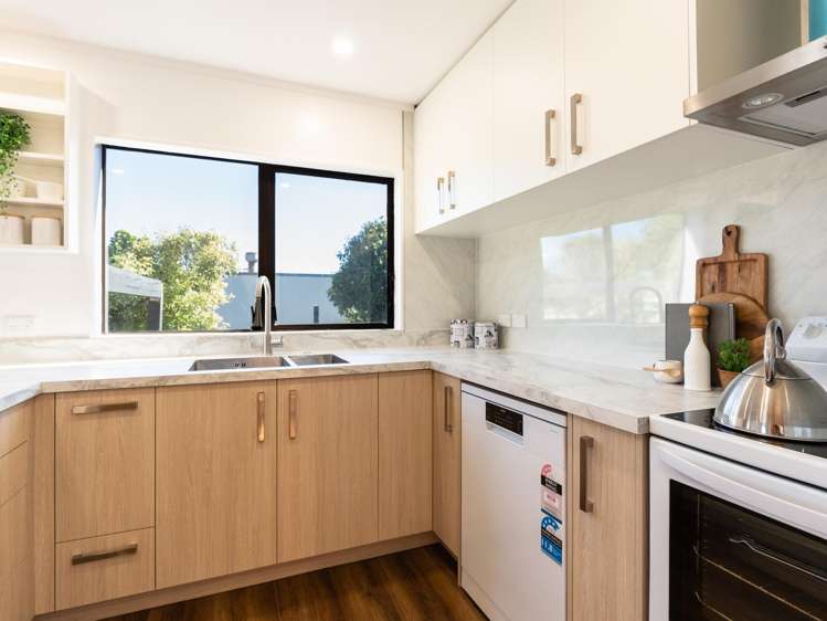 55 Beazley Avenue Paparangi_7