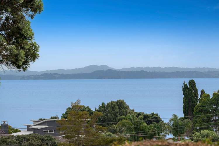 11 Beach Road Manly_14