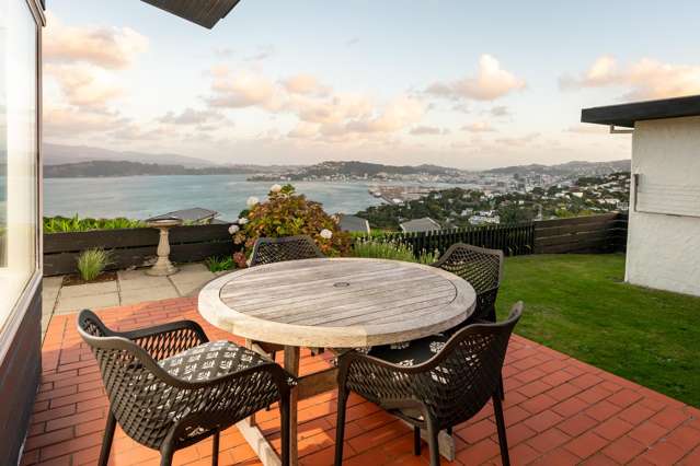 BREATHTAKING HARBOUR VIEWS