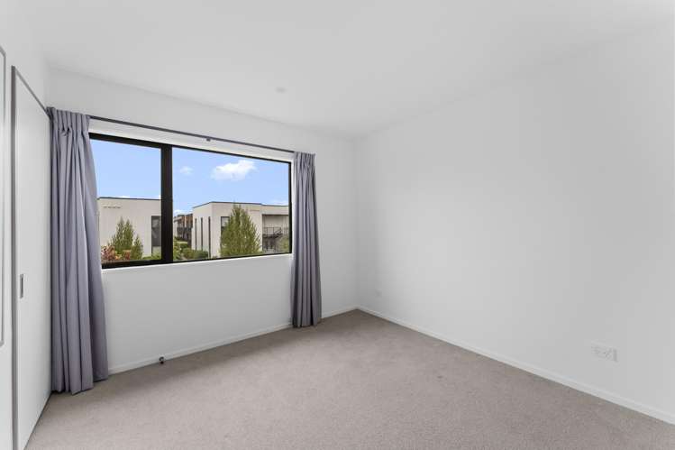 12/15 Bunyan Street Waltham_6