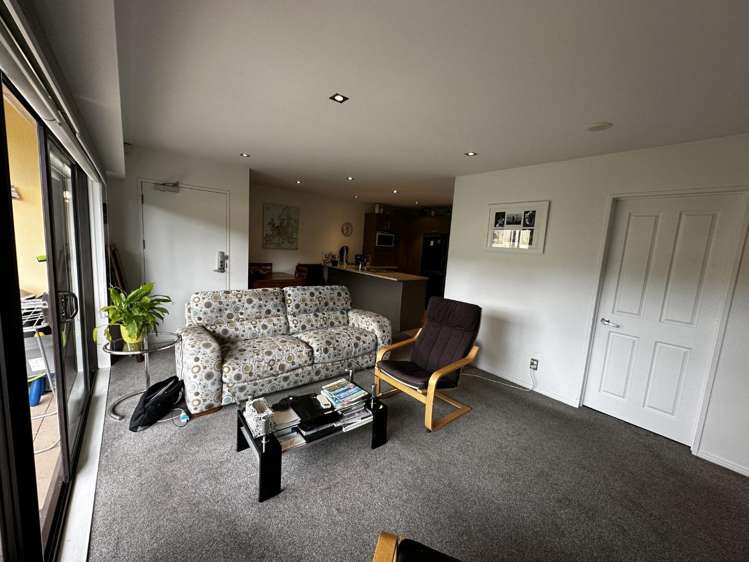 6/7 The Avenue 10862_8