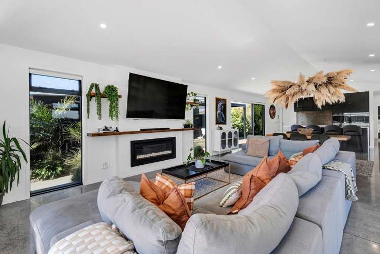 6 Birdie Lane Waiwhakaiho_15