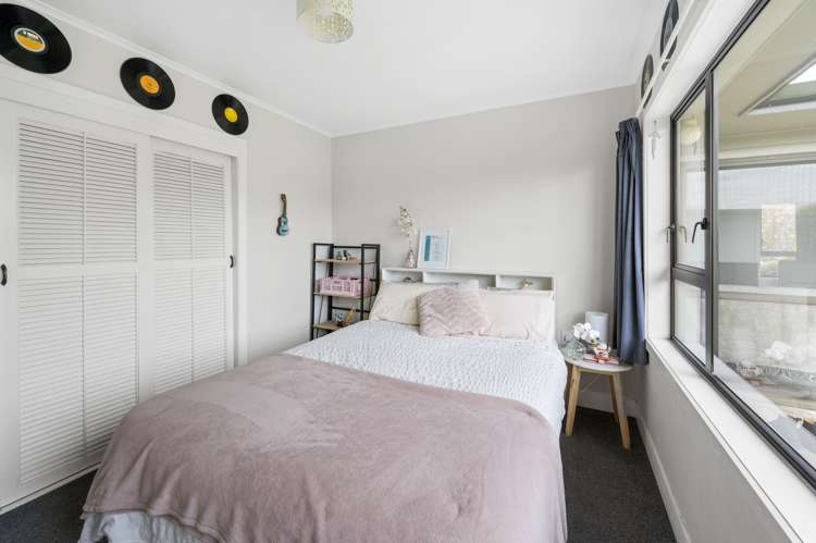 13 Veronica Avenue Marewa_10