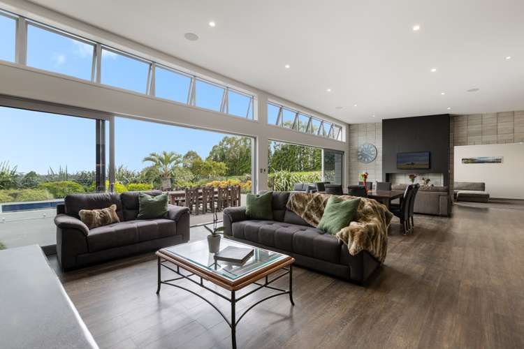 166 Merrick Road Pyes Pa_11