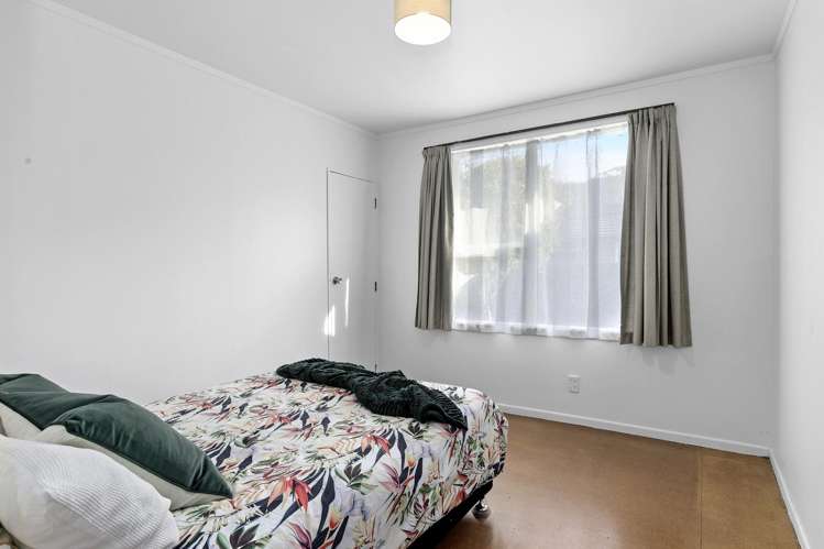 65 Pasadena Crescent Totara Park_13