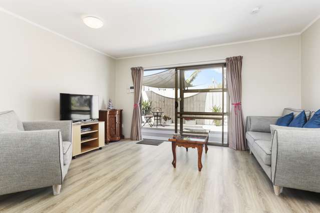 2/36 Caen Road Panmure_1