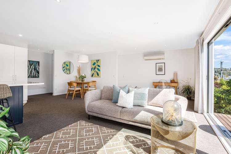 4 Marina View Paremata_6