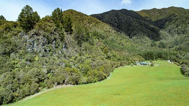 785 Long Plain Road Takaka_2