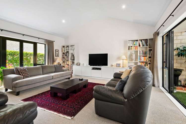 9/52 Taharoto Road Takapuna_6