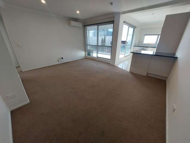 8/521 Anglesea Street 10463_3