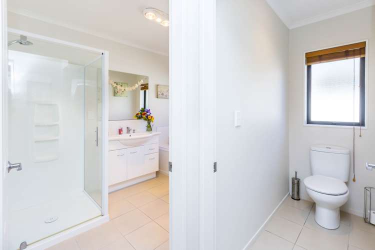 3 Aragon Grove Kingsley Heights_11