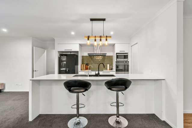 5 Chertsey Road Richmond_3