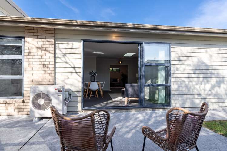 4 Yeats Grove Trentham_17