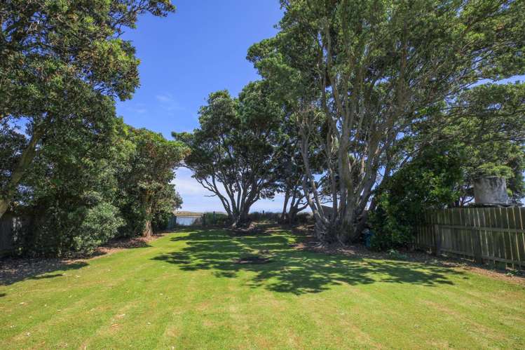 14 Rauparaha Street Marokopa_14