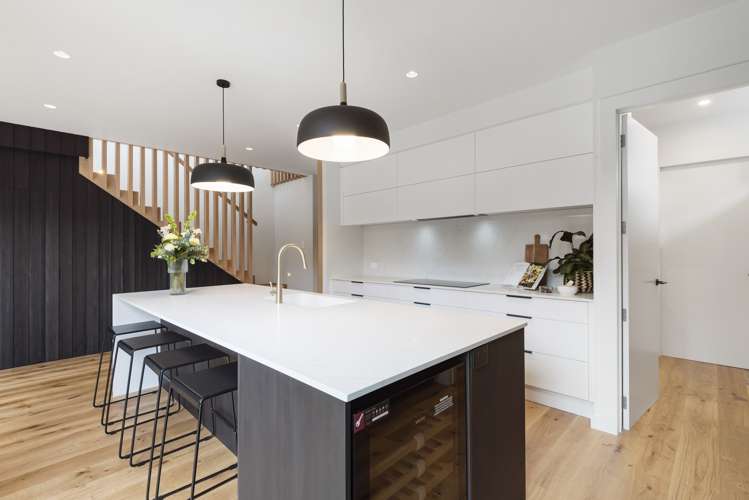 29a Merani Street Narrow Neck_8