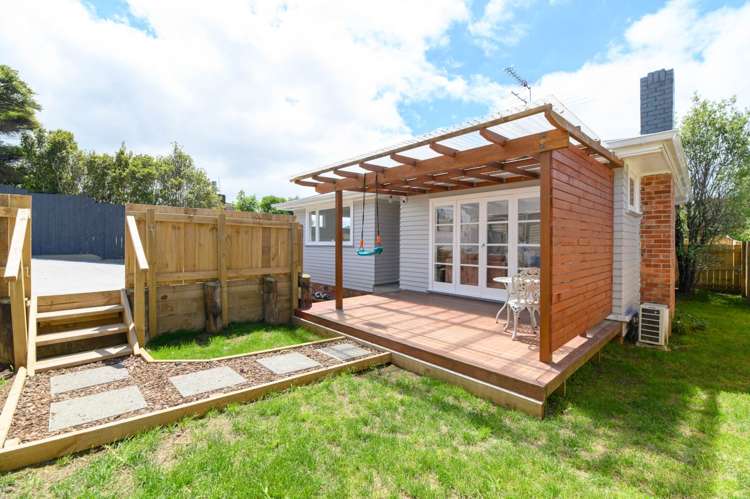 130 Atkinson Road Titirangi_0