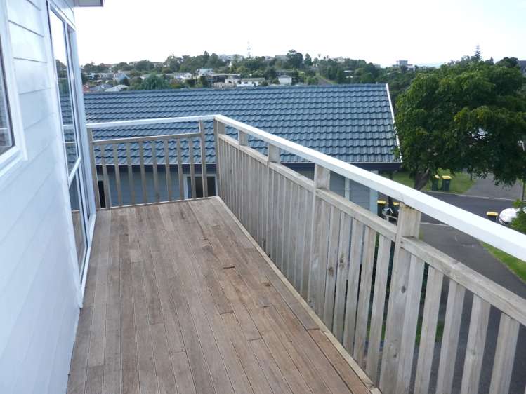 12a Jean Place Stanmore Bay_8