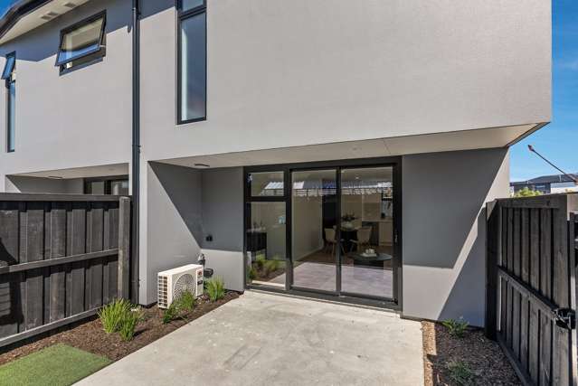 3/15 Feilding Street Addington_1