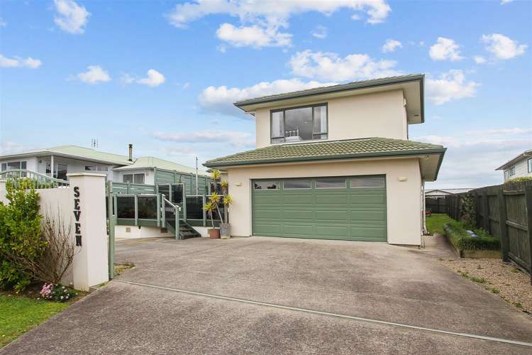 7 Crispe Road Clarks Beach_34