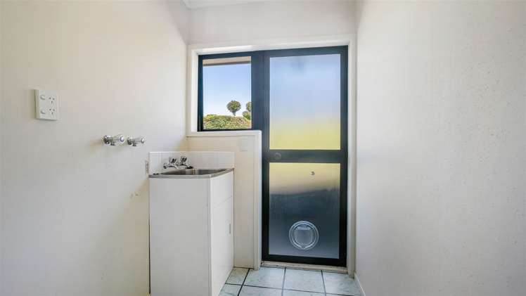 38a Glenfern Road Mellons Bay_7