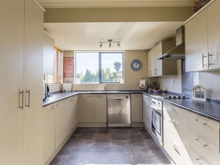 13 Robinson Street Rakaia_5