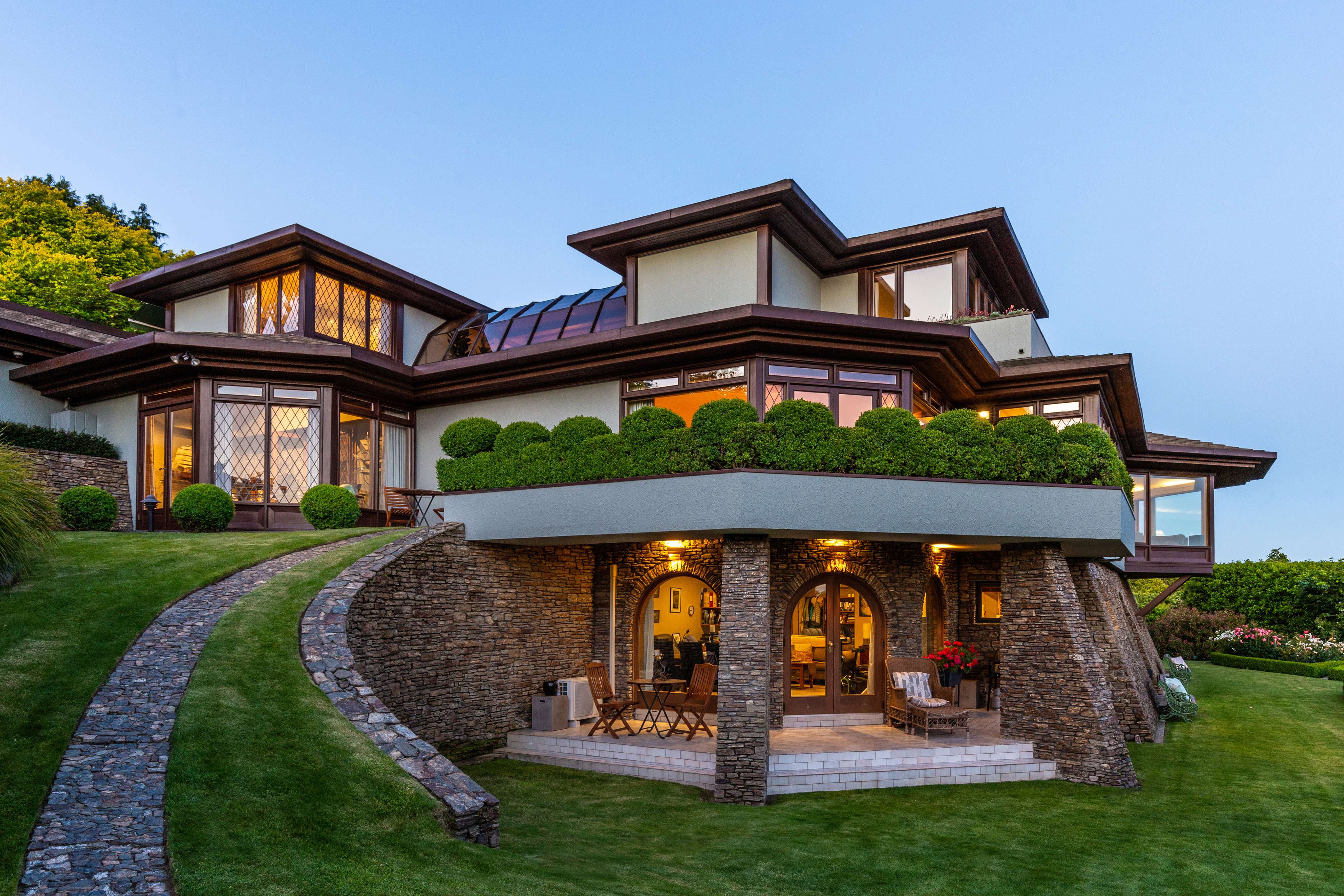 Lettering Lodges Award-winning luxury lodge to the stars, All things property, under OneRoof