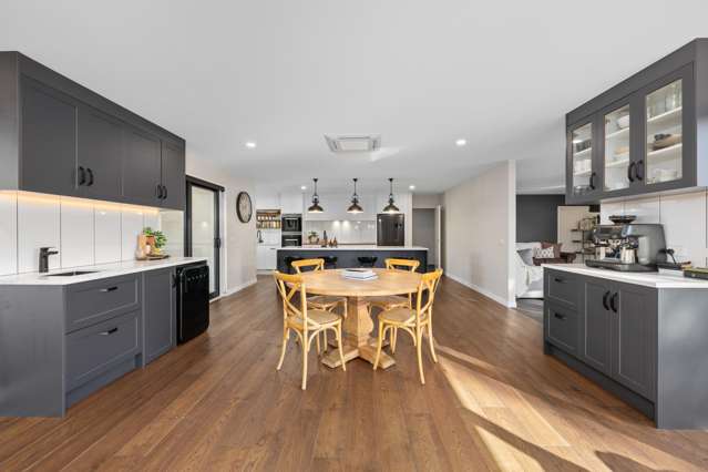 8 Bradleigh Park Fairhall_1