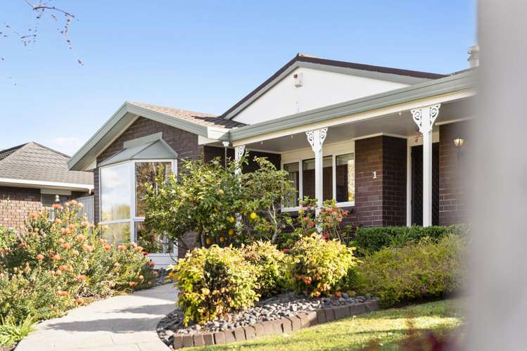1 Donzella Place Conifer Grove_36
