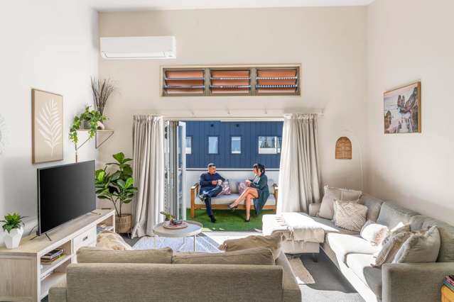 Coastal Comfort on Miro Street!