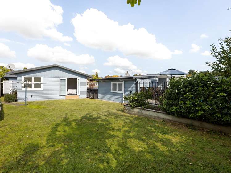 14 Manapouri Place Glenview_15