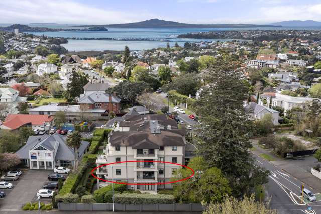 4/2 Bassett Road Remuera_1