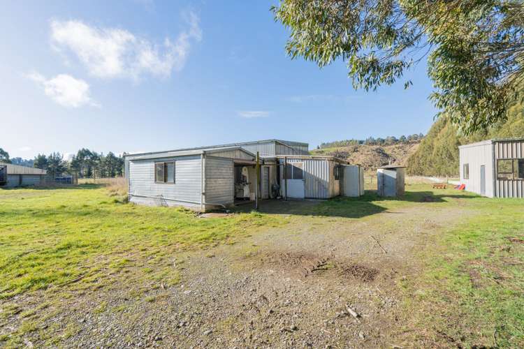 1063 Te Anau Mossburn Highway Te Anau Surrounds_23