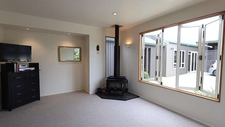 22 & 22a Ellett Road Karaka_9